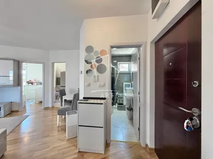 Danilova | 4zida.rs