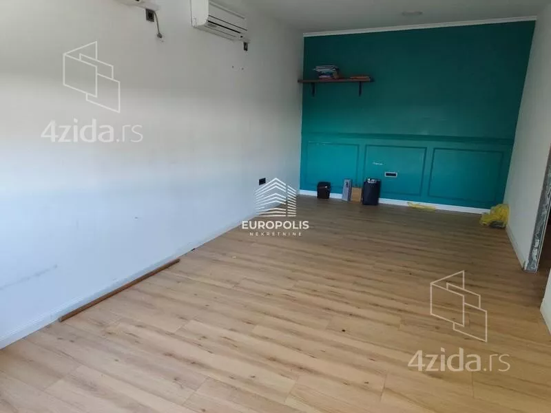 Lokal | 4zida