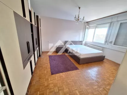 Šekspirova | 4zida.rs