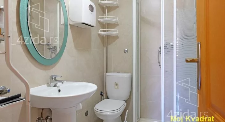 Petosoban stan | 4zida