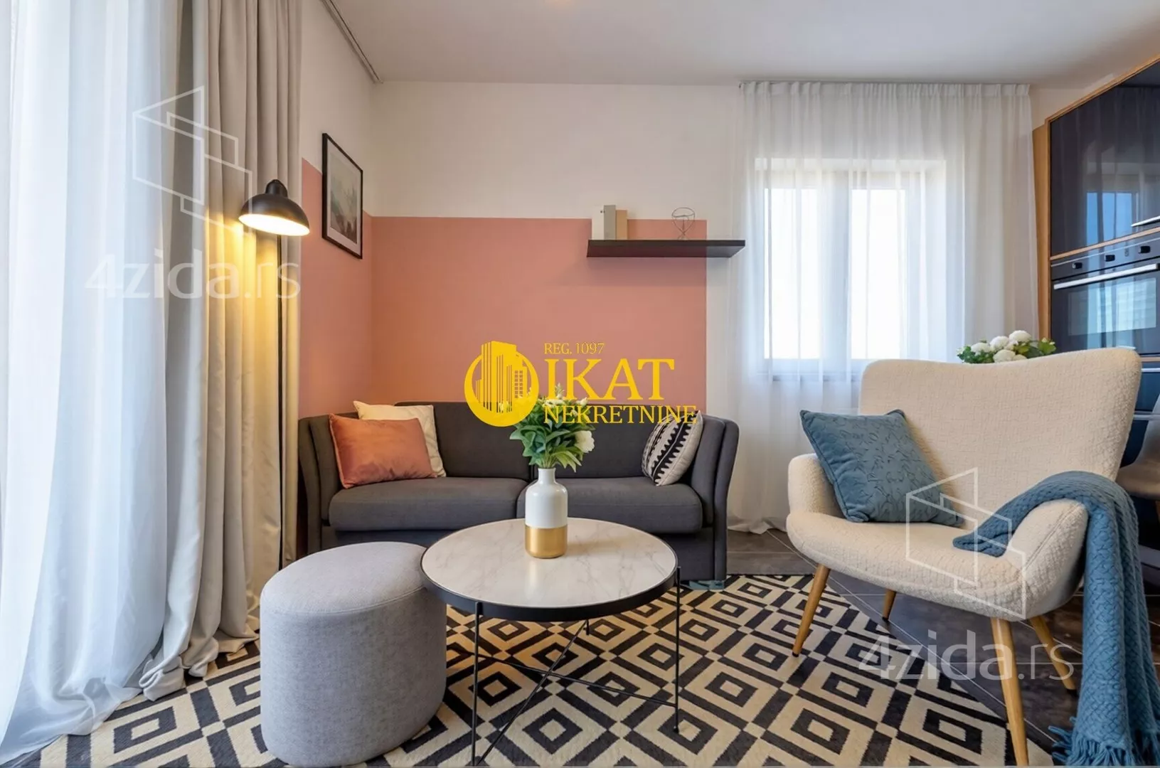 Dvoiposoban stan | 4zida