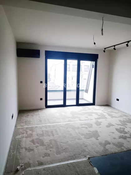 Lekino Brdo | 4zida.rs