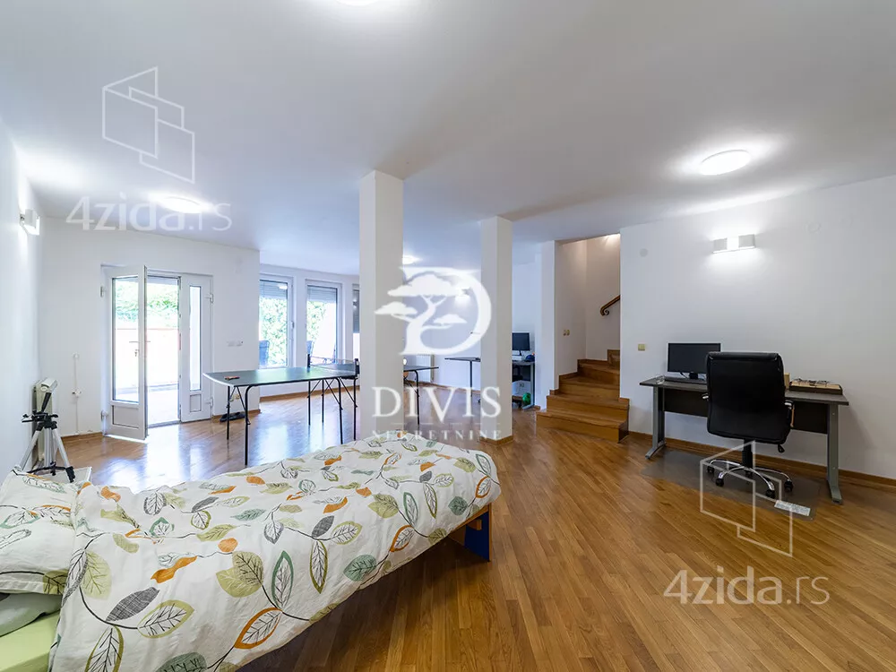 4-etažna kuća | 4zida