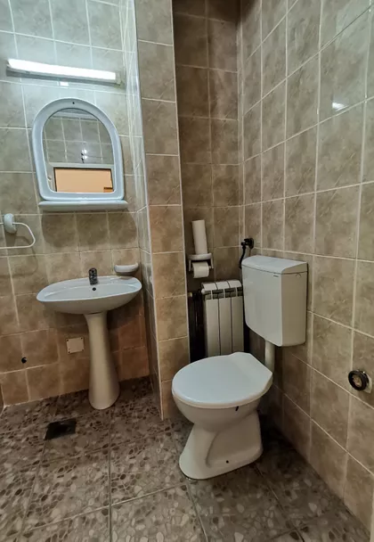 Trg Cara Jovana Nenada | 4zida.rs