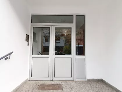 Salvadora Aljendea 37 | 4zida.rs