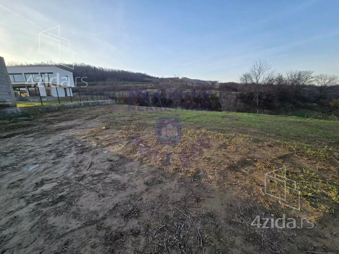 Građevinsko zemljište | 4zida