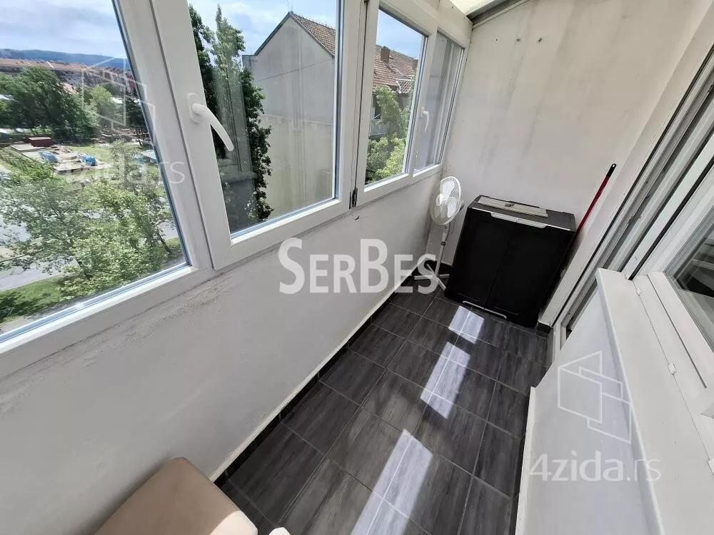 Garsonjera | 4zida