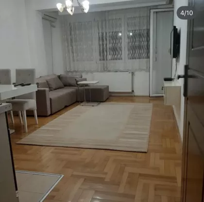 Dušanov Bazar | 4zida.rs