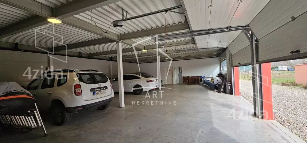 Poslovni prostor | 4zida