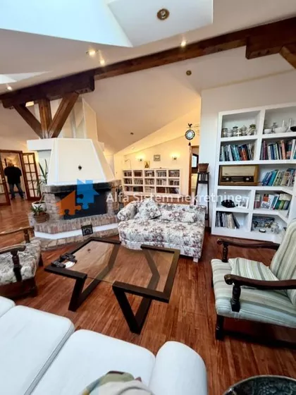 Trg Republike | 4zida.rs