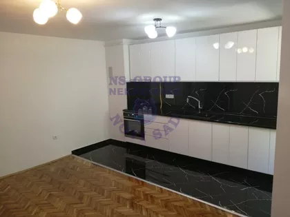Cara Dušana | 4zida.rs