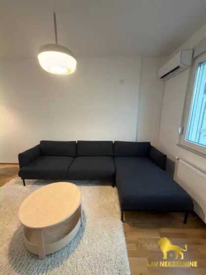 RUMENAČKI PUT | 4zida.rs