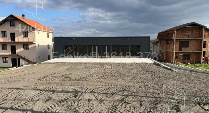 Poslovni prostor | 4zida