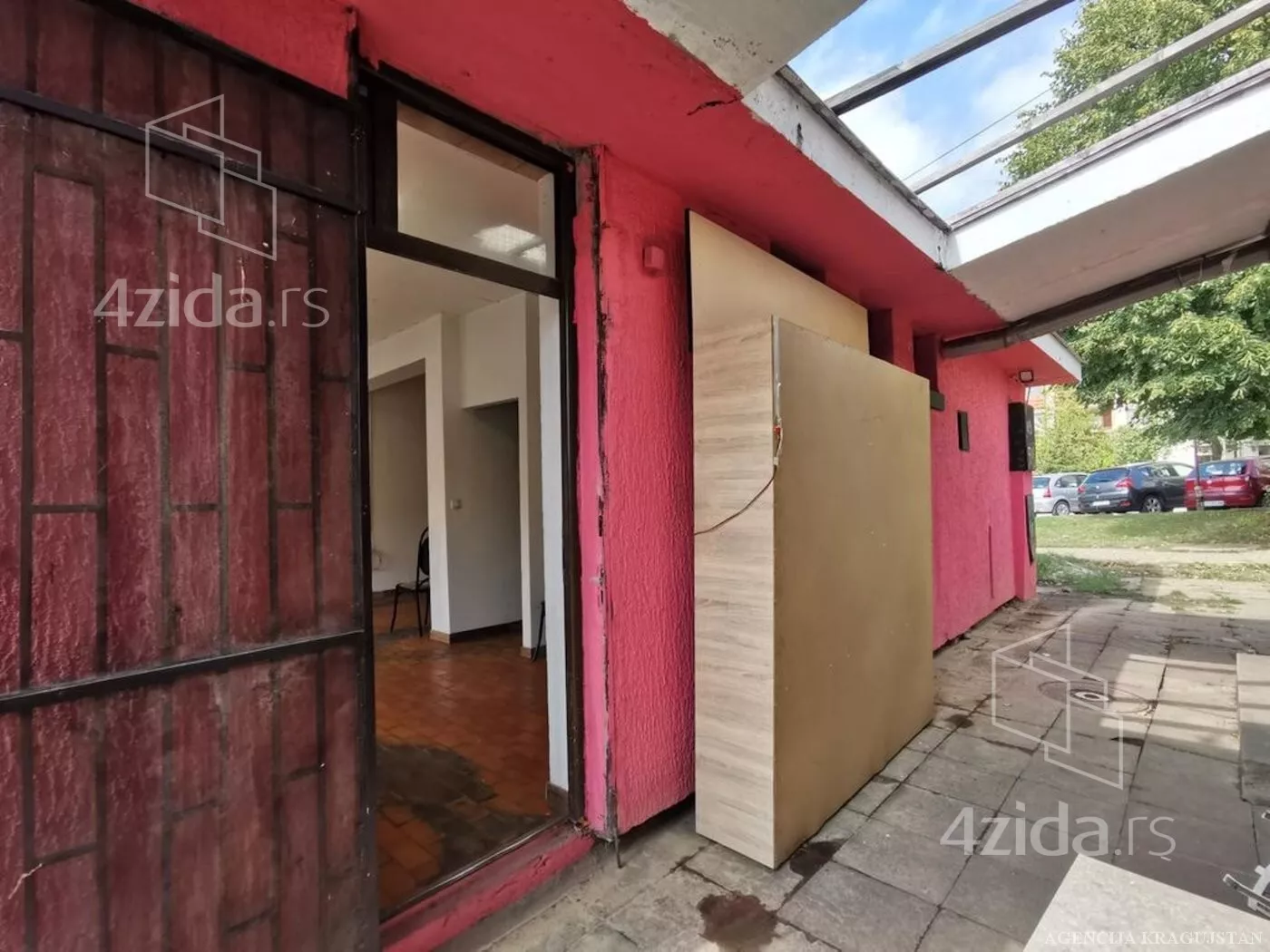 Poslovni prostor | 4zida