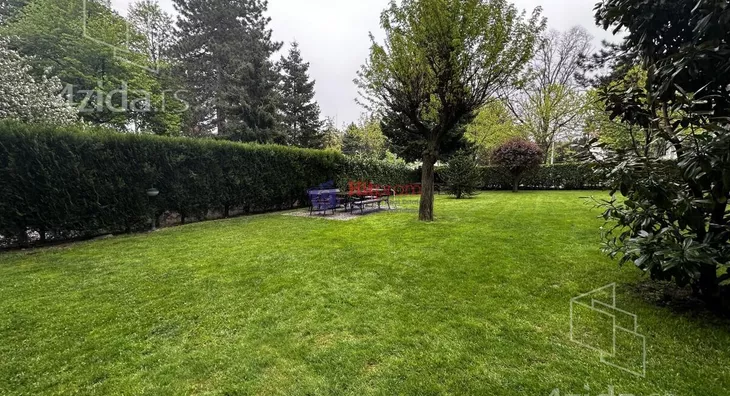 Šestosoban stan | 4zida