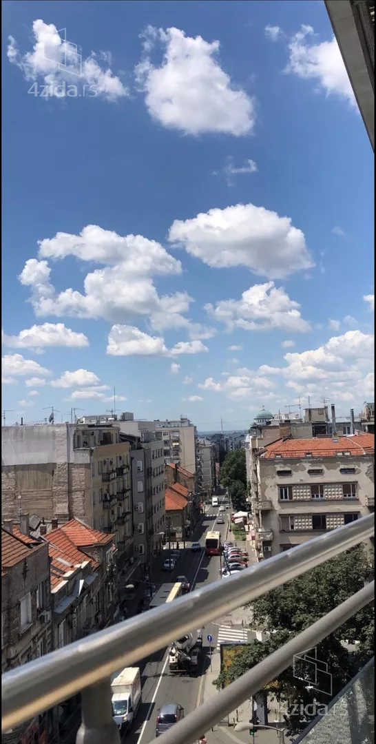 Četvoroiposoban stan | 4zida