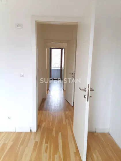 Ruzveltova | 4zida.rs