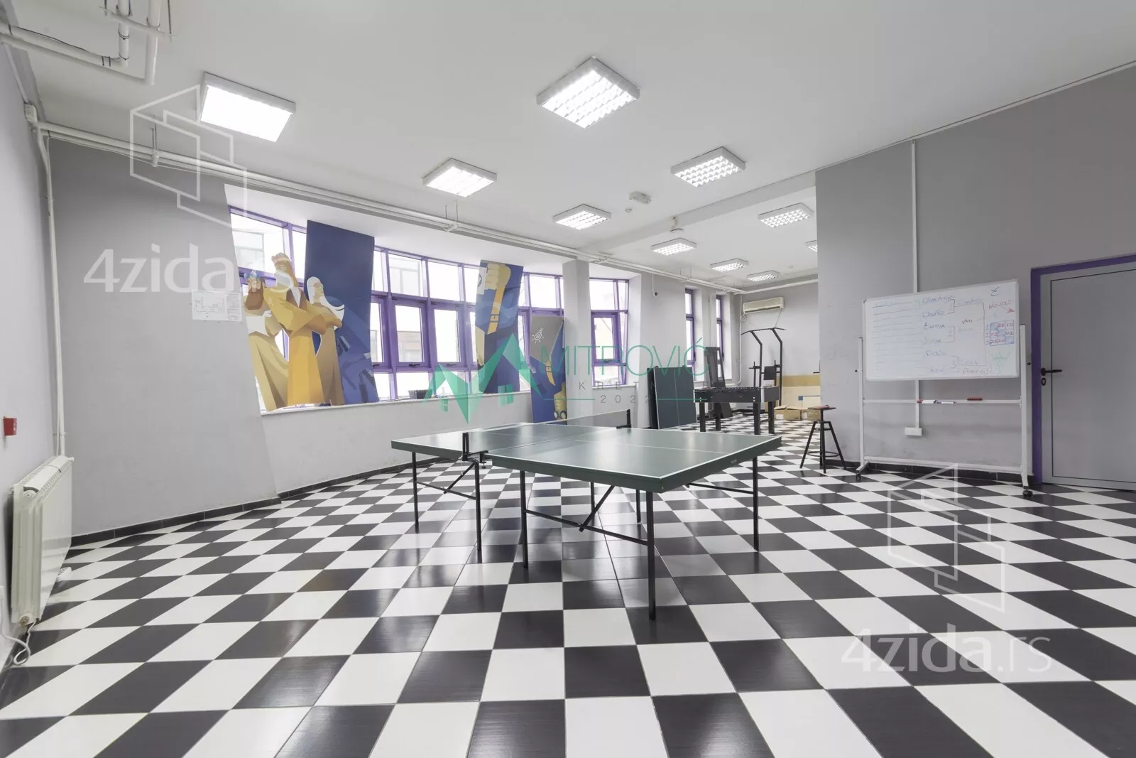 Poslovni prostor | 4zida