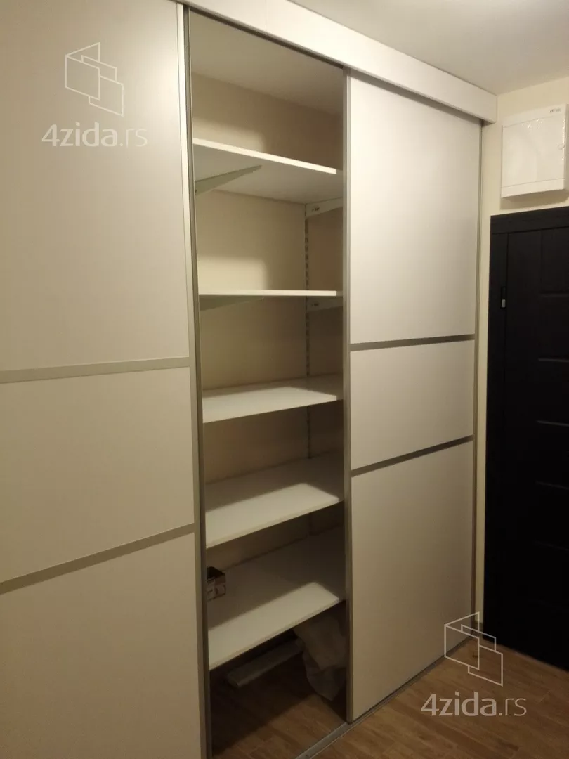 Garsonjera | 4zida