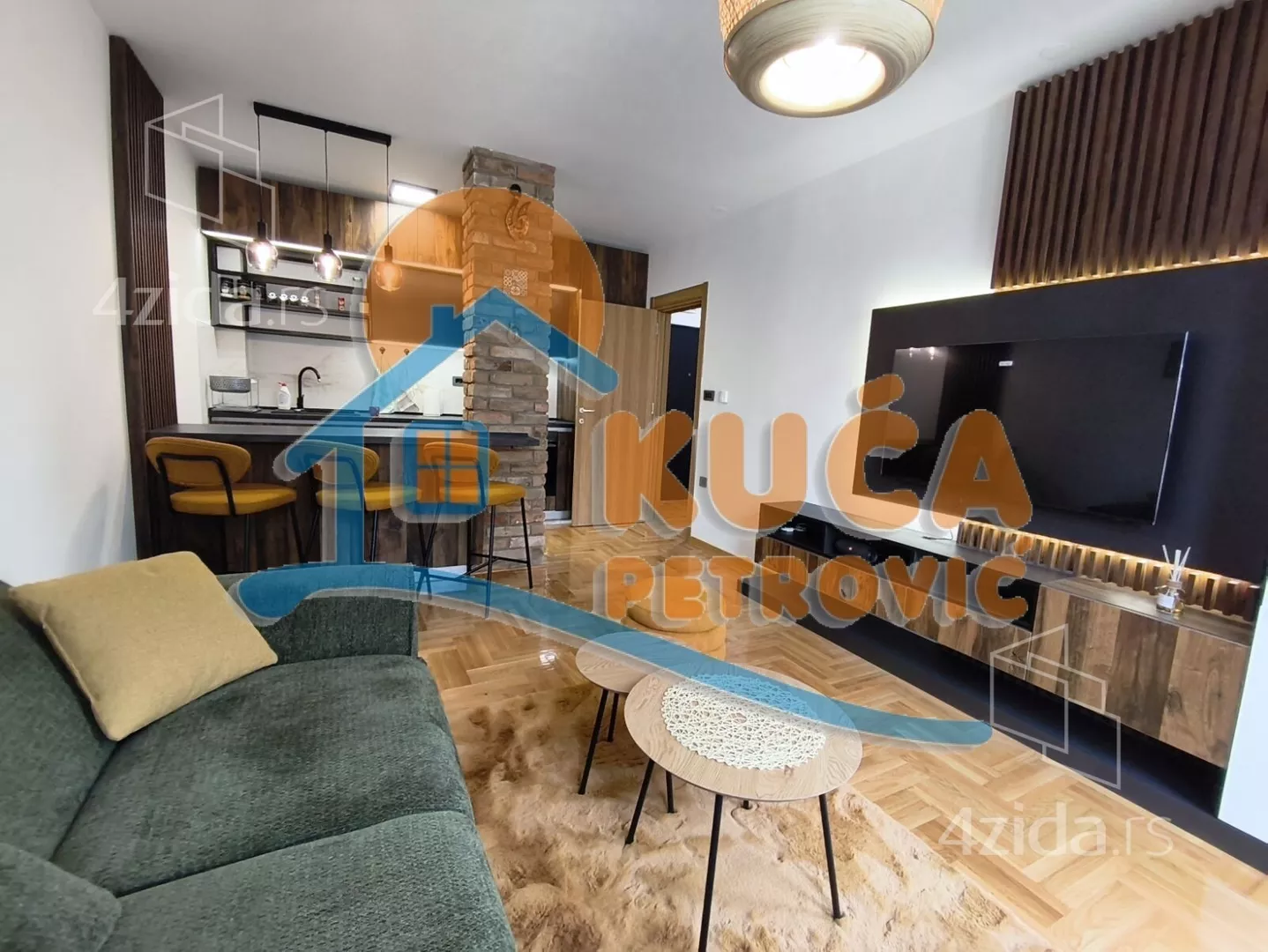 Jednoiposoban stan | 4zida