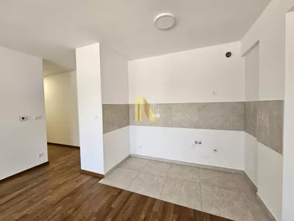 Bulevar Patrijarha Pavla (Somborski Bulevar) | 4zida.rs