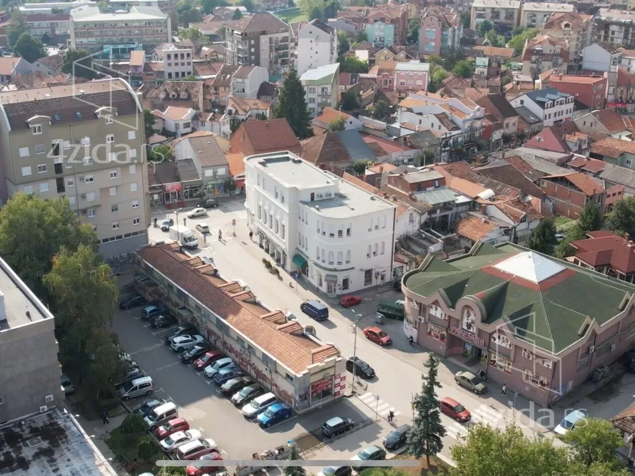 Poslovni prostor | 4zida