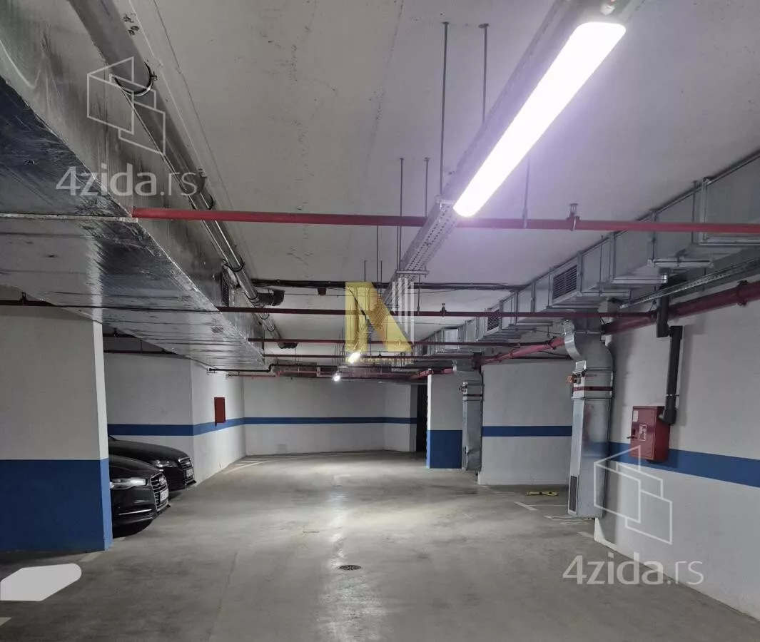 Garaža/Parking | 4zida