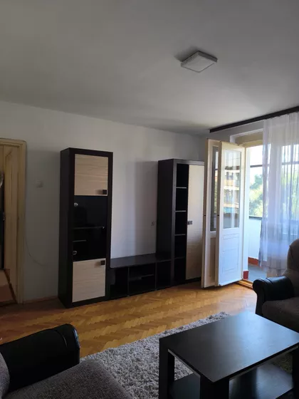 Sremska 28 | 4zida.rs
