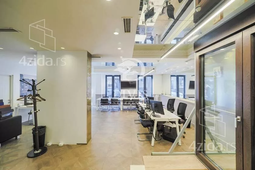 Poslovni prostor | 4zida