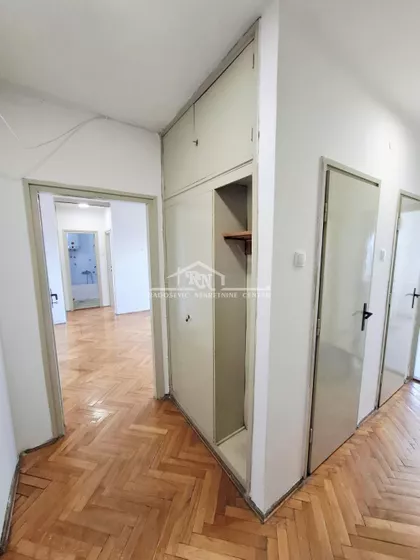 27. marta | 4zida.rs