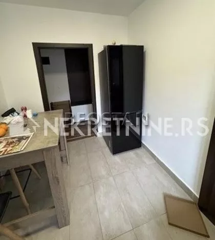 Dzona Kenedija | 4zida.rs