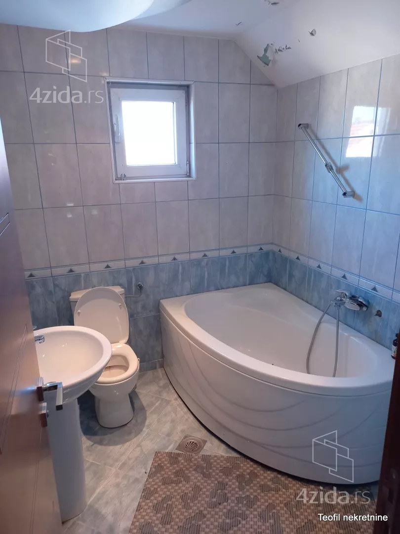3-etažna kuća | 4zida