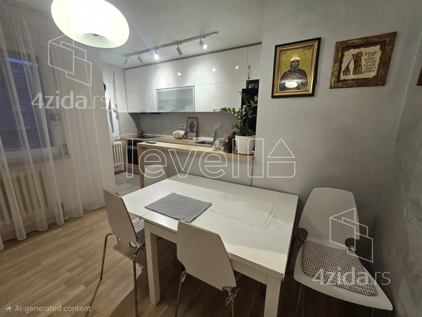 Troiposoban stan | 4zida