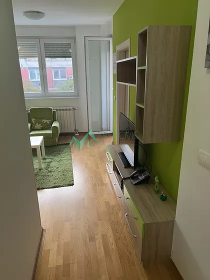 Adamovićevo Naselje | 4zida.rs