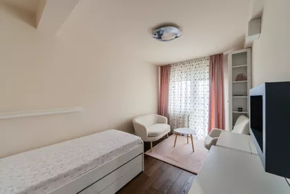 Cetinjska 8 | 4zida.rs