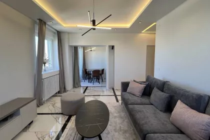 Karnedžijeva bb | 4zida.rs