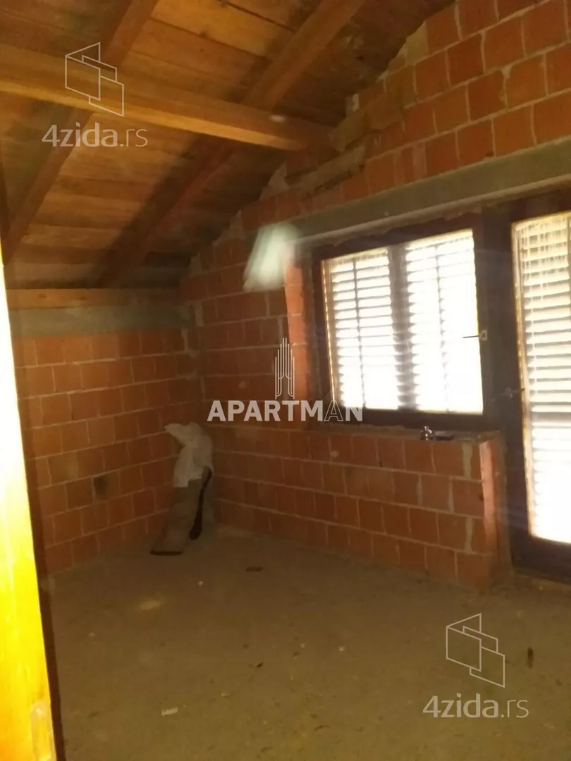 3-etažna kuća | 4zida