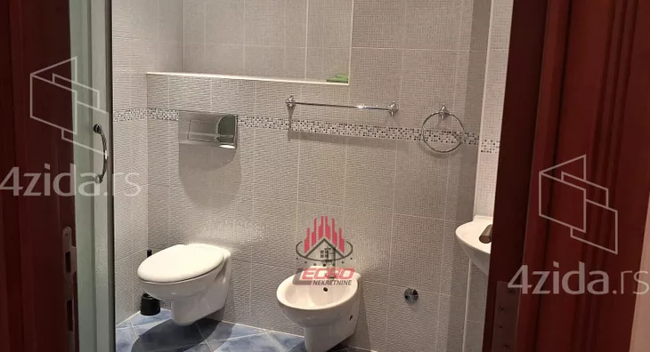 Petoiposoban stan | 4zida