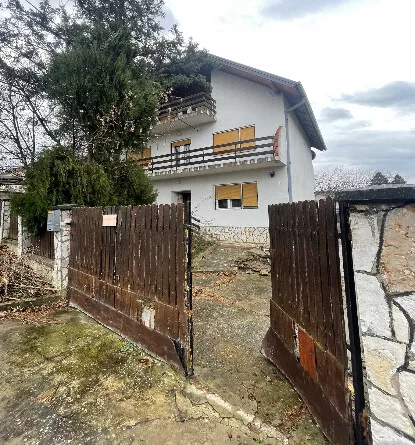 Ive Andrića 5 | 4zida.rs