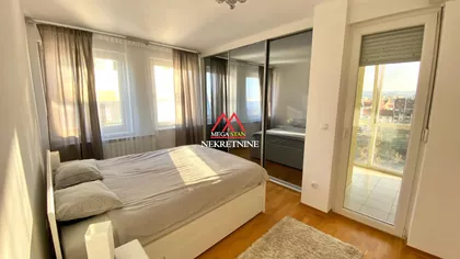 Petra Drapšina | 4zida.rs