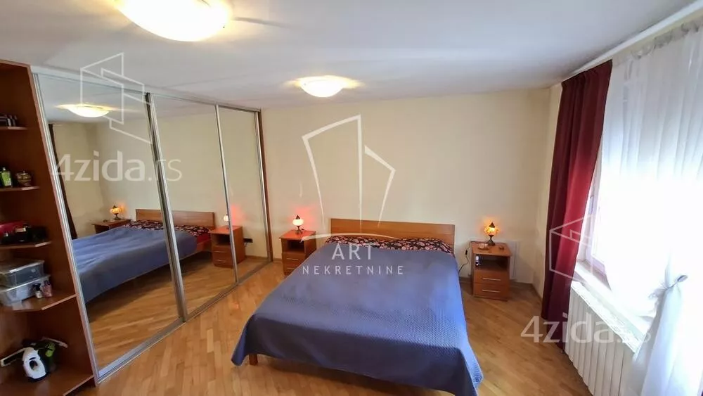 3-etažna kuća | 4zida