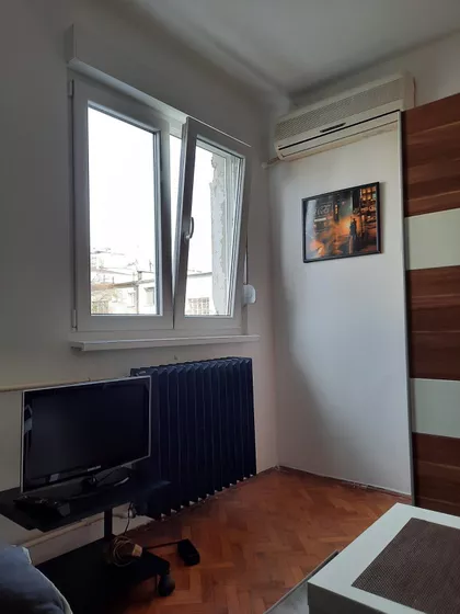 Makenzijeva | 4zida.rs