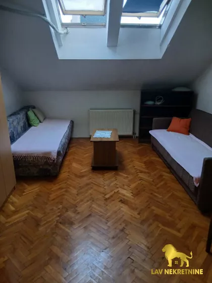 HADŽI RUVIMOVA | 4zida.rs