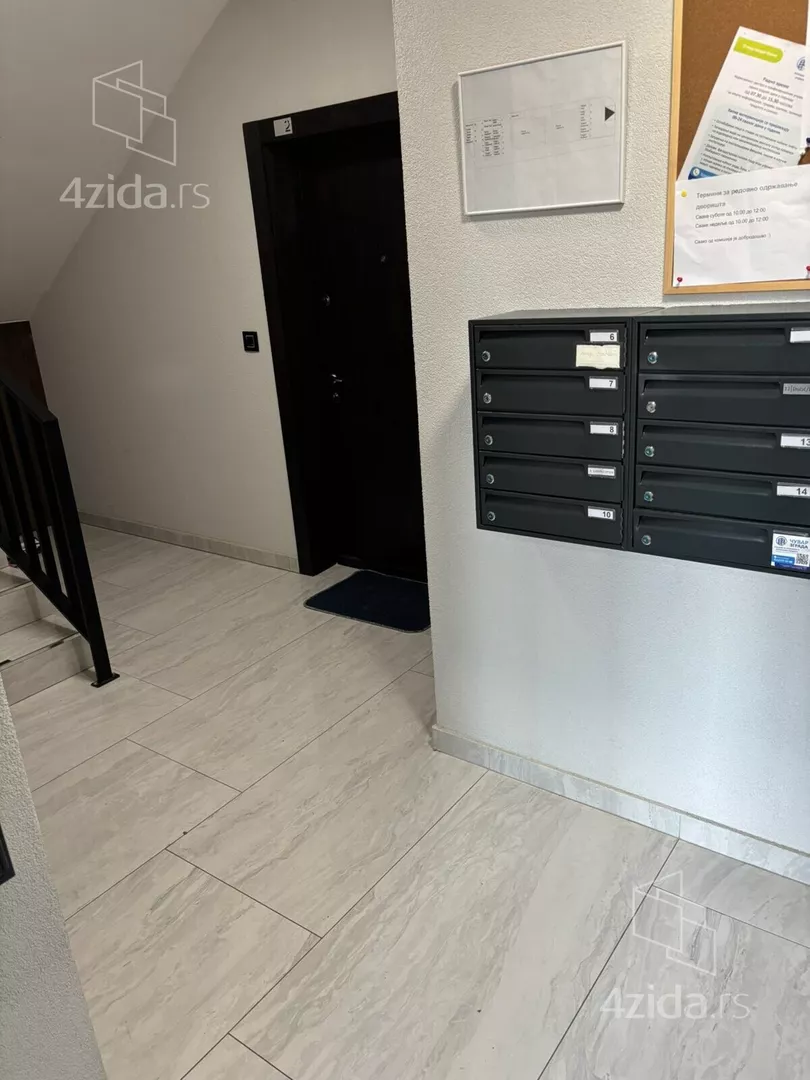 Jednoiposoban stan | 4zida