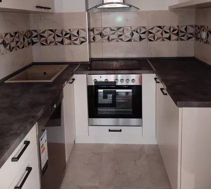 Vjekoslava Kovača | 4zida.rs