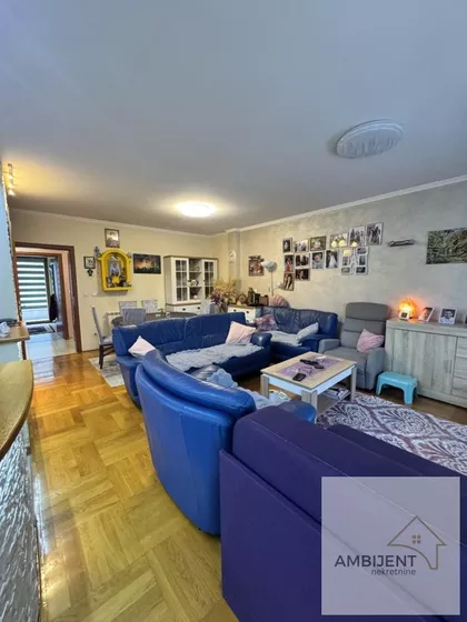 Novi Banovci | 4zida.rs