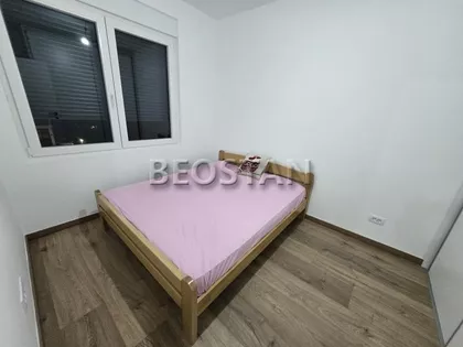 Cara Dušana | 4zida.rs