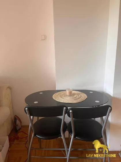 POLGAR ANDRAŠA | 4zida.rs