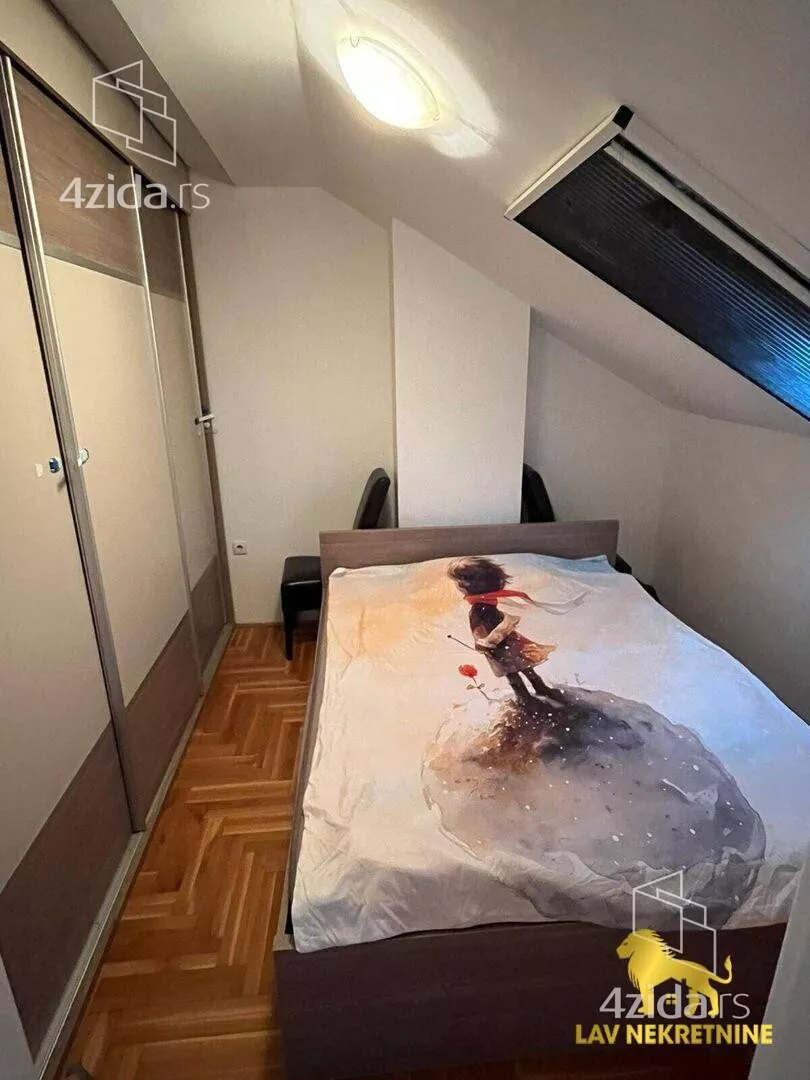 Troiposoban stan | 4zida