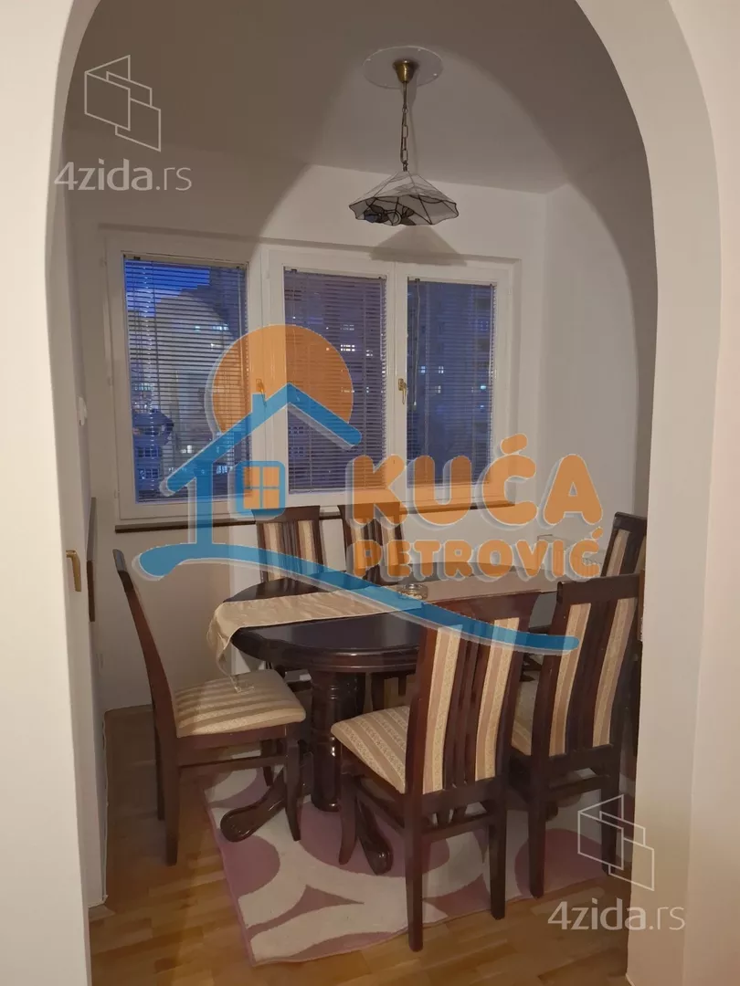 Četvorosoban stan | 4zida